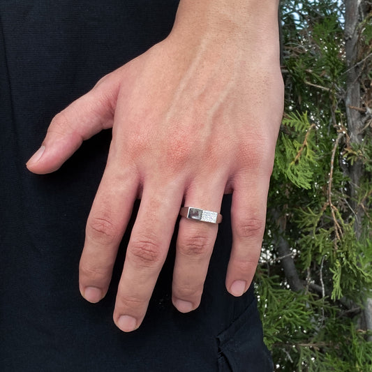 Classic Signet Ring