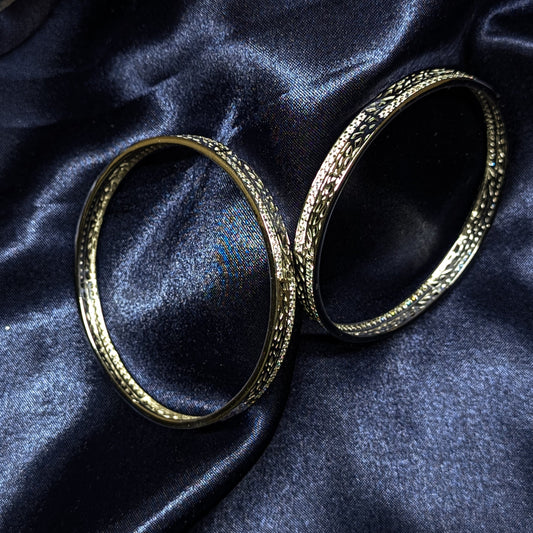 Elaria Bangles