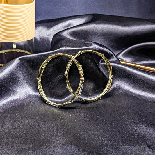 Split Grace Bangles