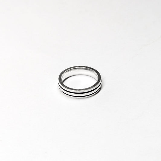 Black Enamel Band