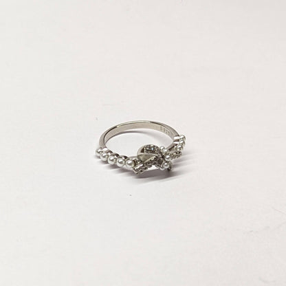 Silverbow Ring